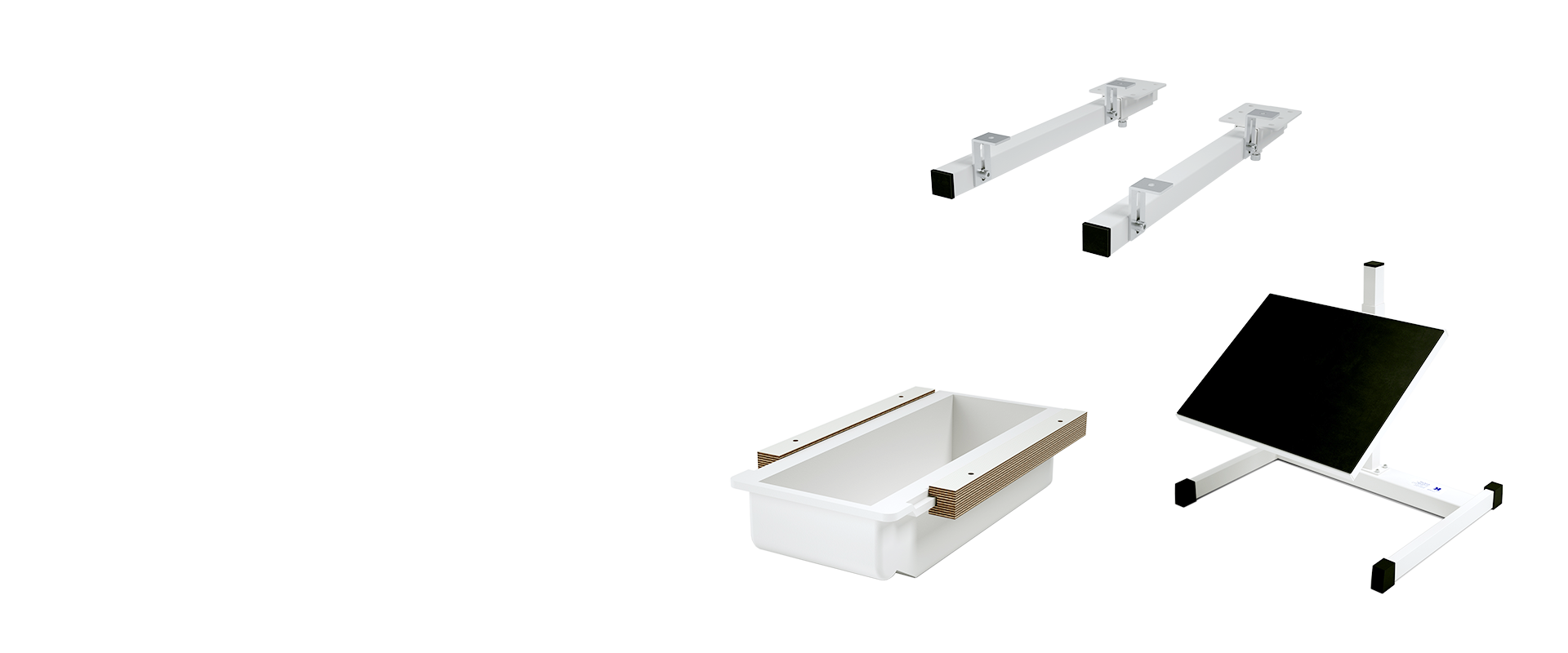 AKCESORIA I WYPOSAŻENIE